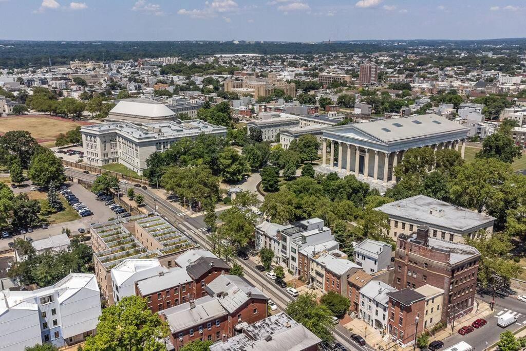 Trendy Fairmount Gem-5 Star Location, Roof Deck, Parking, Gr8 For Families Daire Philadelphia Dış mekan fotoğraf